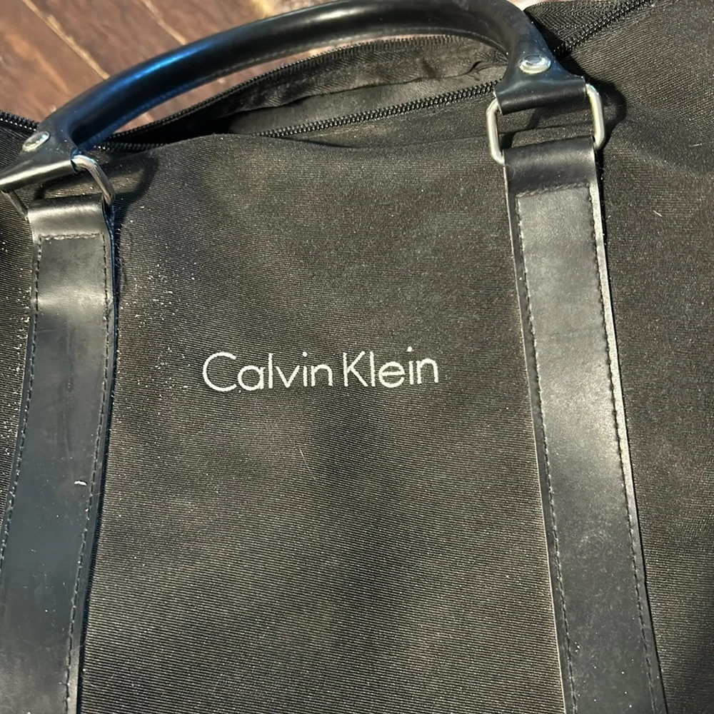 Vintage Calvin Klein duffel bag, great condition!